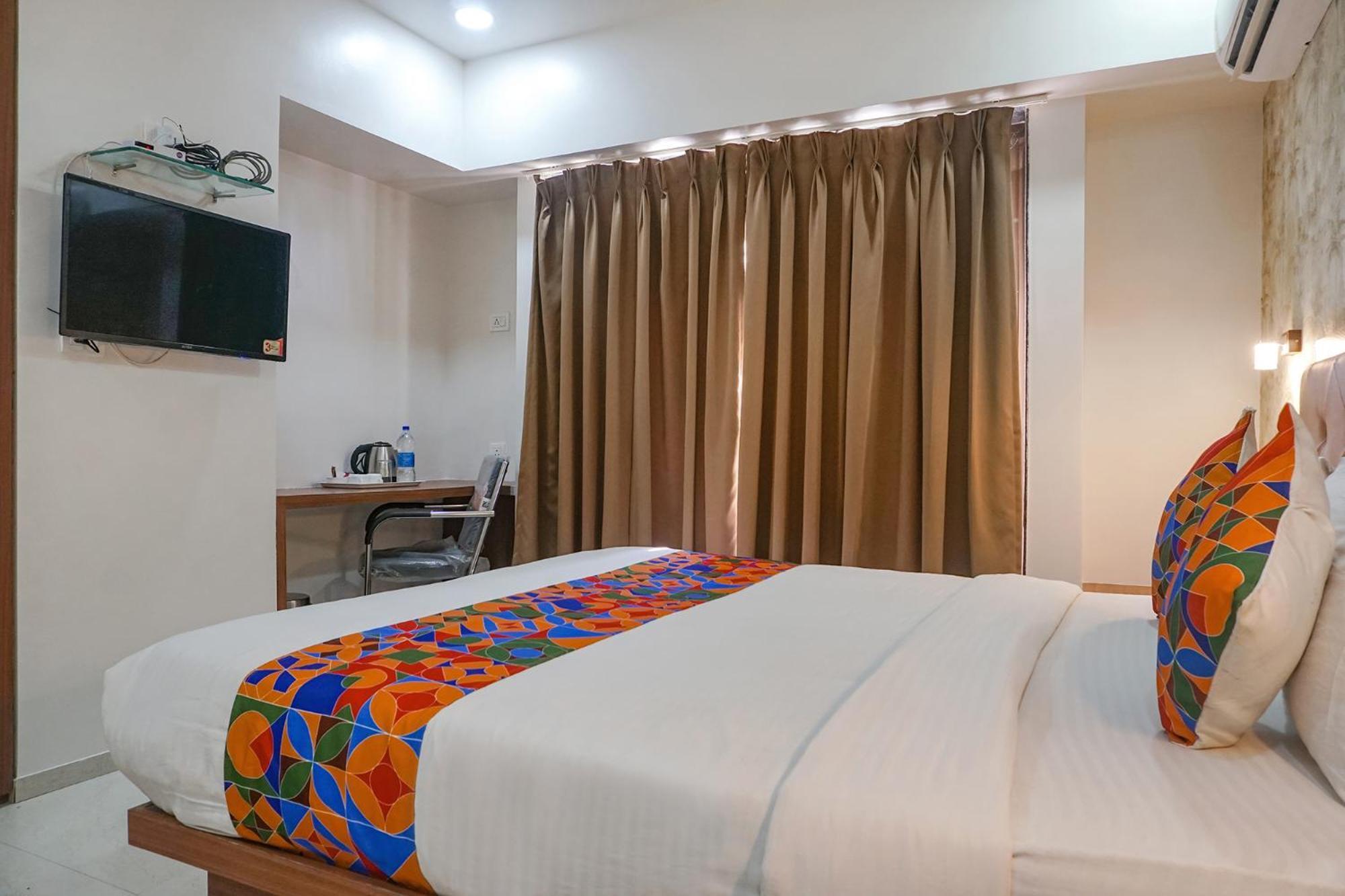 Fabhotel Emersion Residency - High Street Near Laxman Nagar, Baner Pune Esterno foto