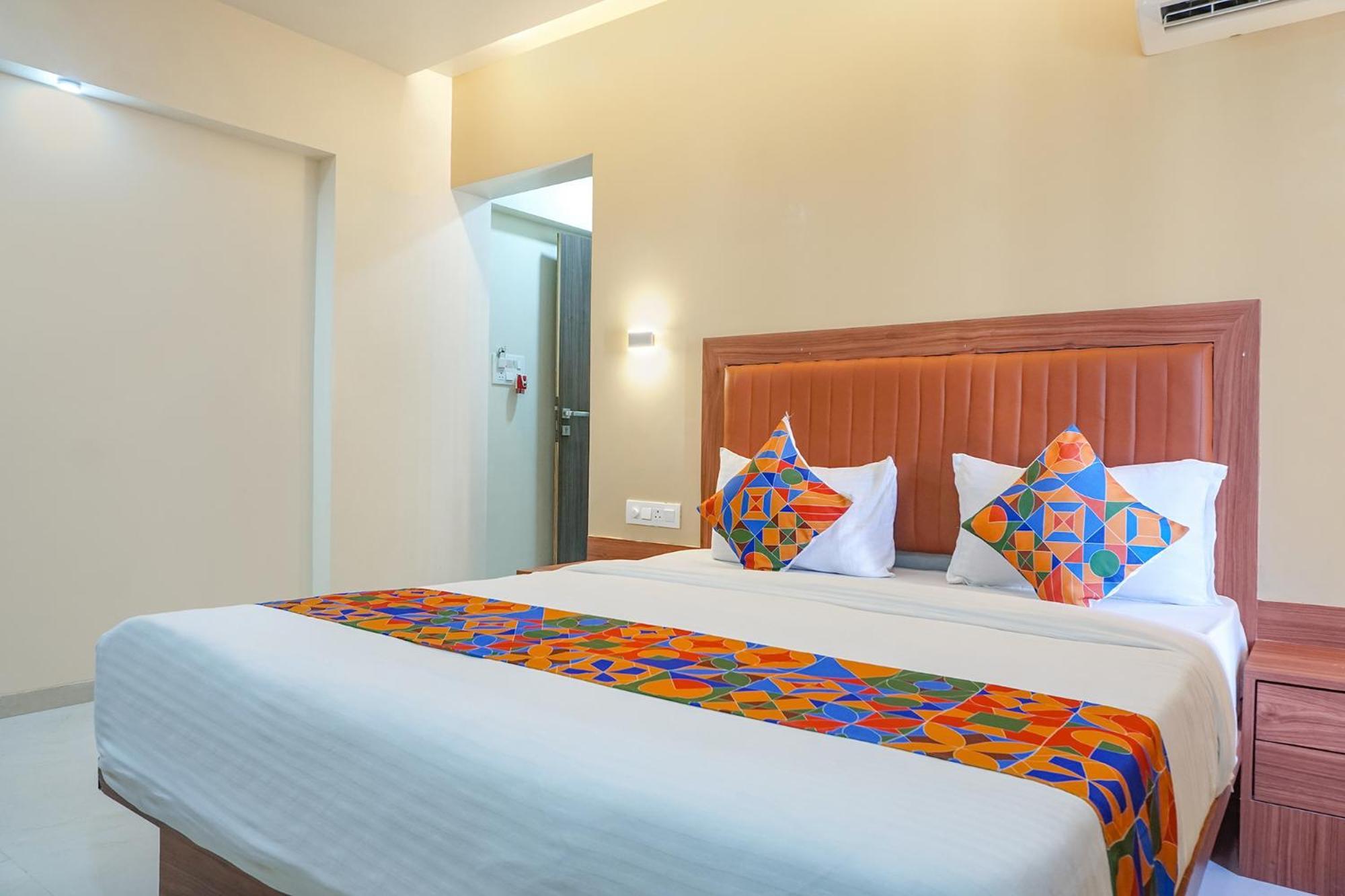 Fabhotel Emersion Residency - High Street Near Laxman Nagar, Baner Pune Esterno foto
