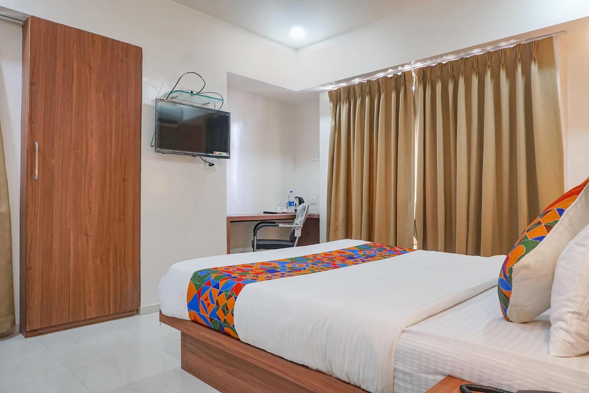 Fabhotel Emersion Residency - High Street Near Laxman Nagar, Baner Pune Esterno foto