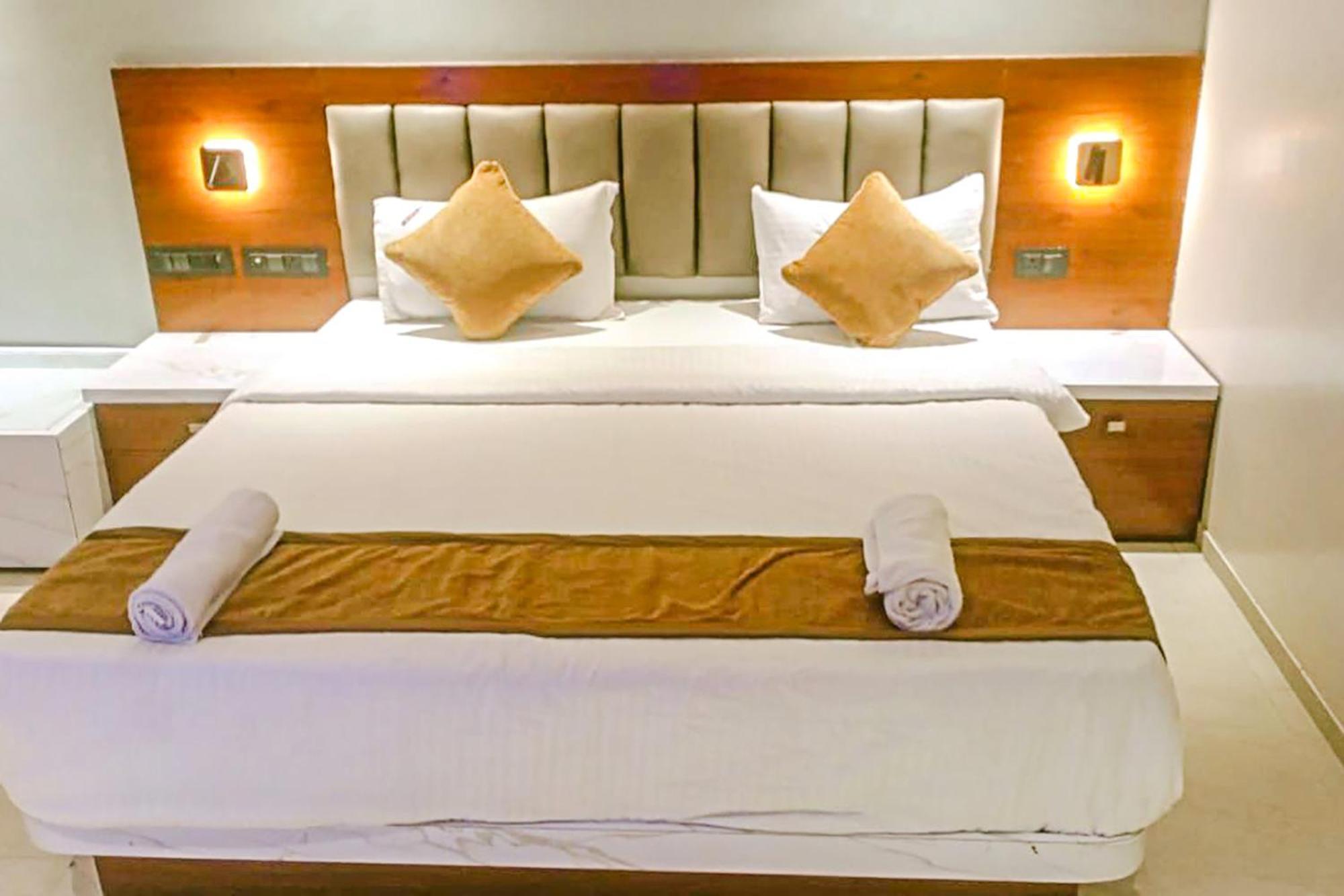 Fabhotel Emersion Residency - High Street Near Laxman Nagar, Baner Pune Esterno foto