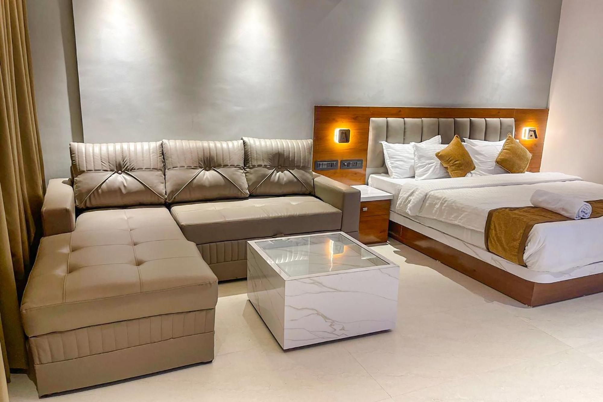 Fabhotel Emersion Residency - High Street Near Laxman Nagar, Baner Pune Esterno foto