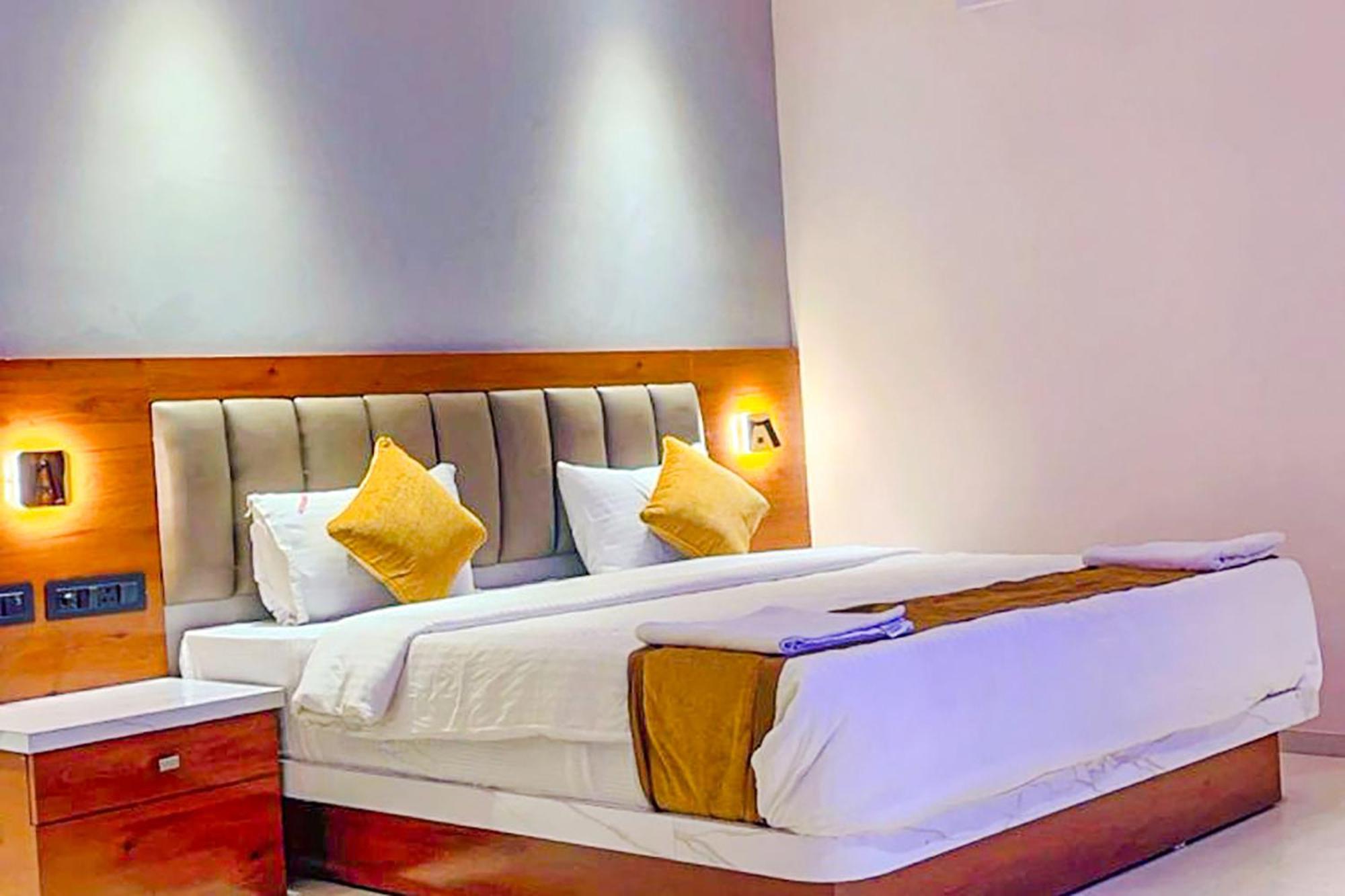 Fabhotel Emersion Residency - High Street Near Laxman Nagar, Baner Pune Esterno foto