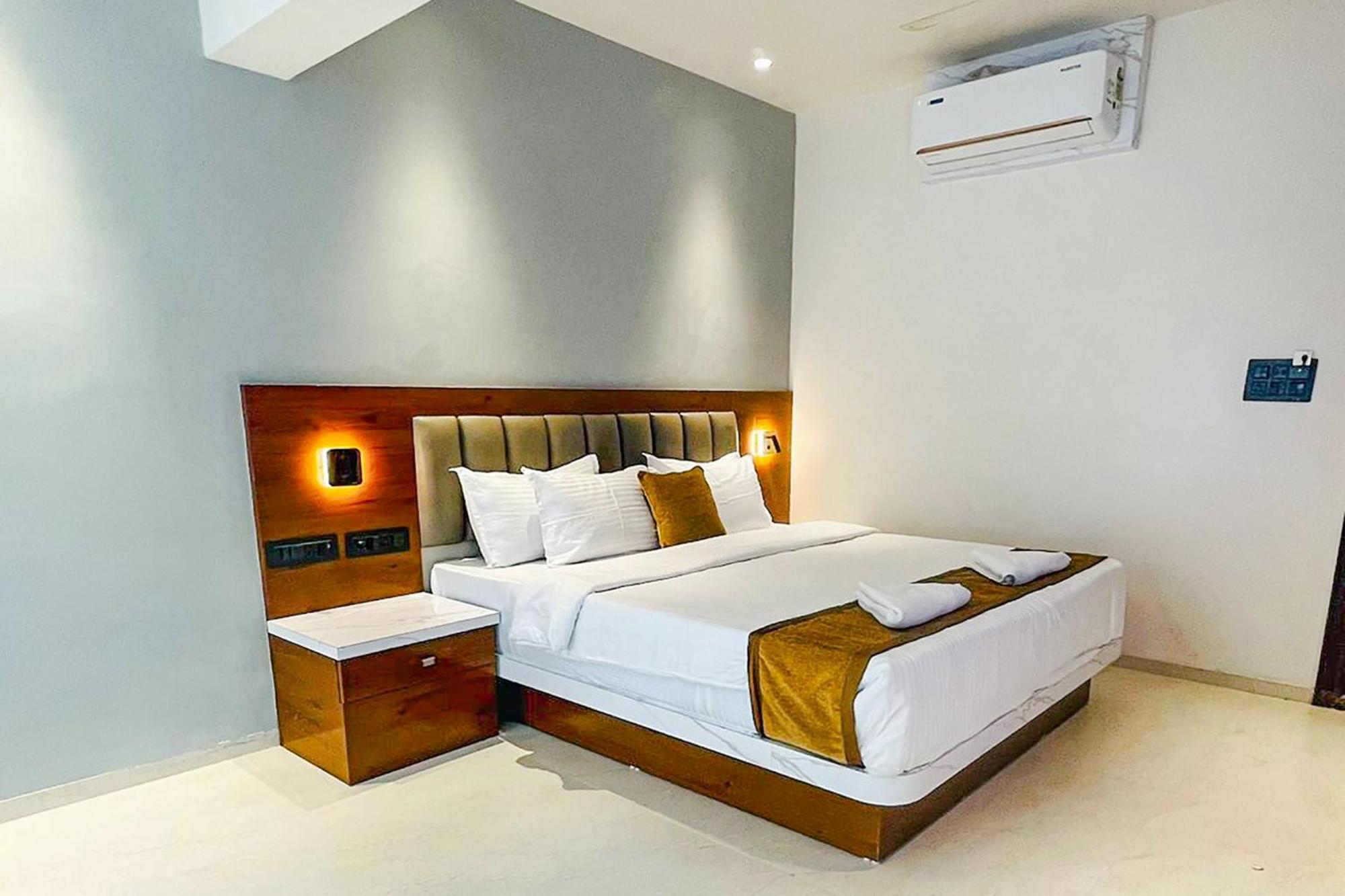 Fabhotel Emersion Residency - High Street Near Laxman Nagar, Baner Pune Esterno foto